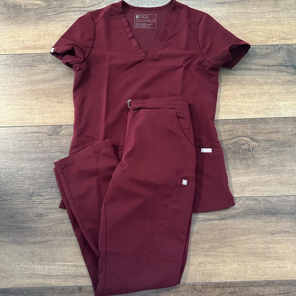 Figs scrub set